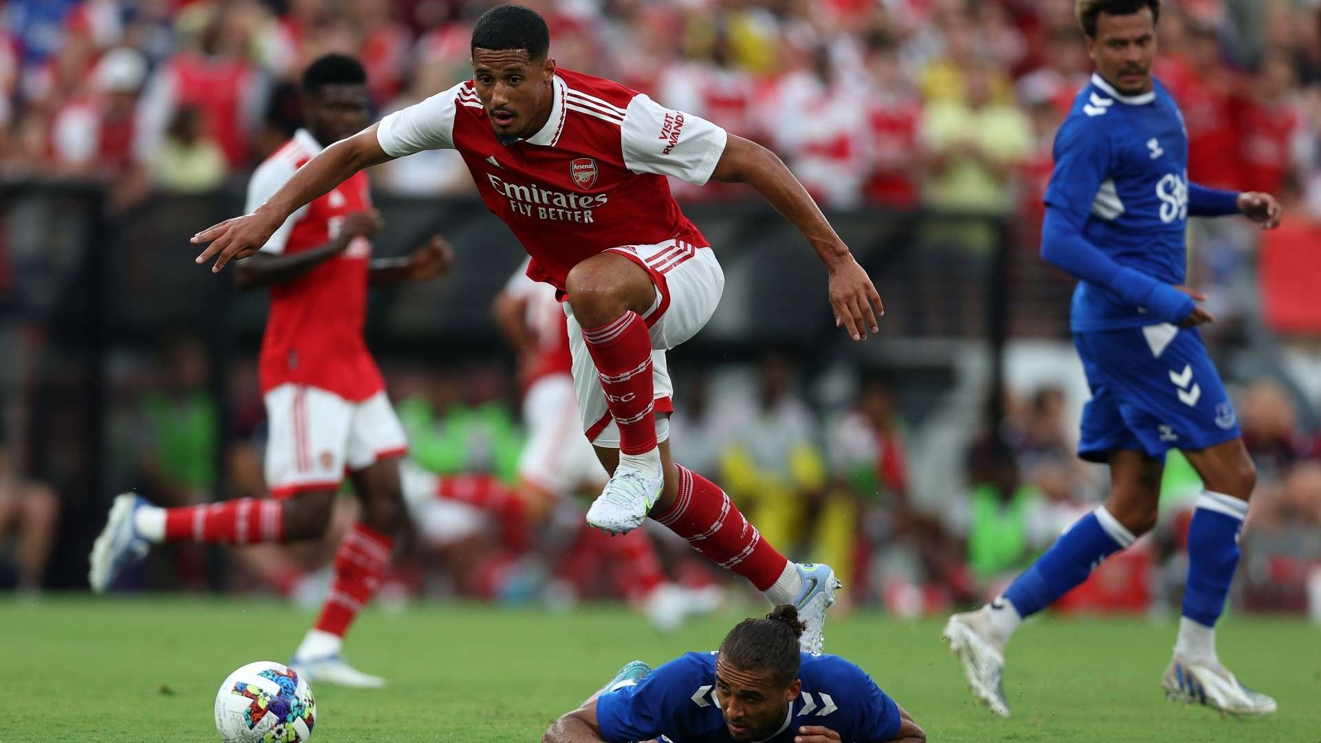 進攻型左後 進攻型左後